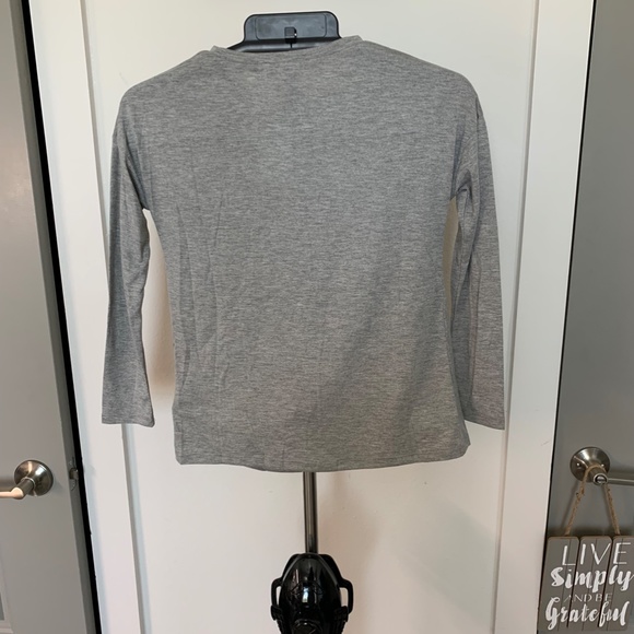 Peyton Bre Ruched with  Side Buttons Top Sizes 12 - Picture 3 of 7